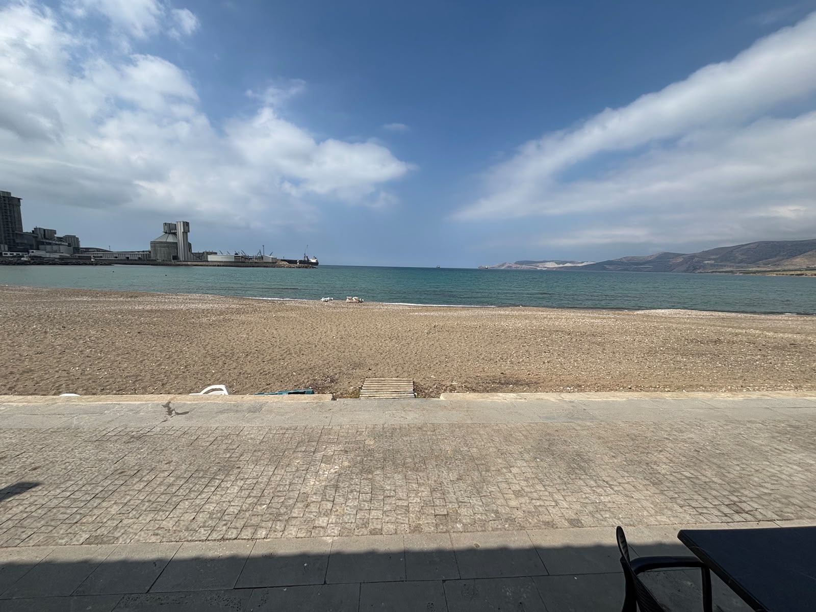 Karadeniz 61 Restaurant & Cafe